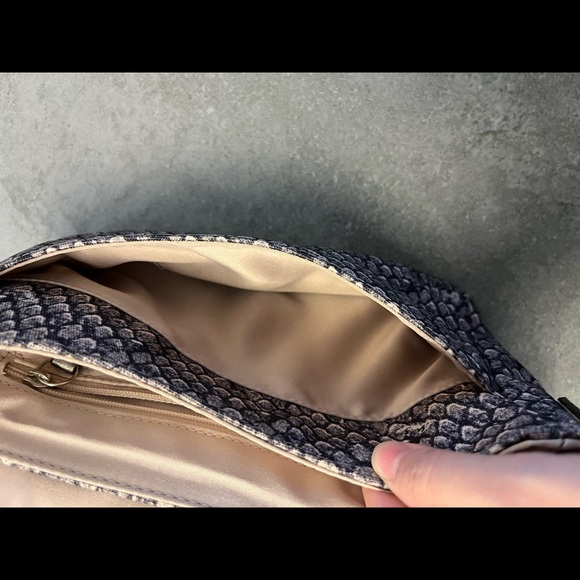 New coach python pattern two way crossbody bag - Picture 5 of 6